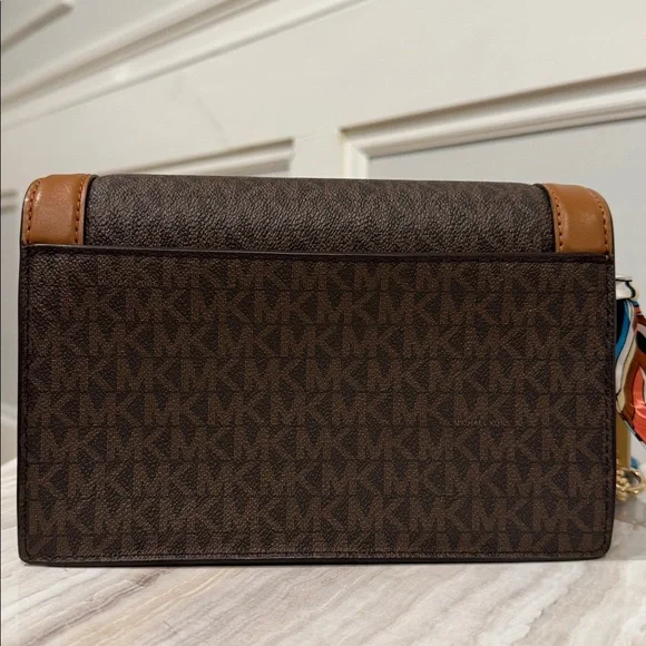 Michael Kors Jet Set Logo Brown and Tan Chain Crossbody NWT - Picture 7 of 17